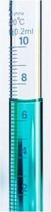 Burette for measuring liquid volume